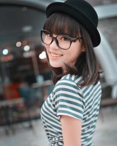 邱悦