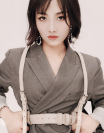 亮月儿