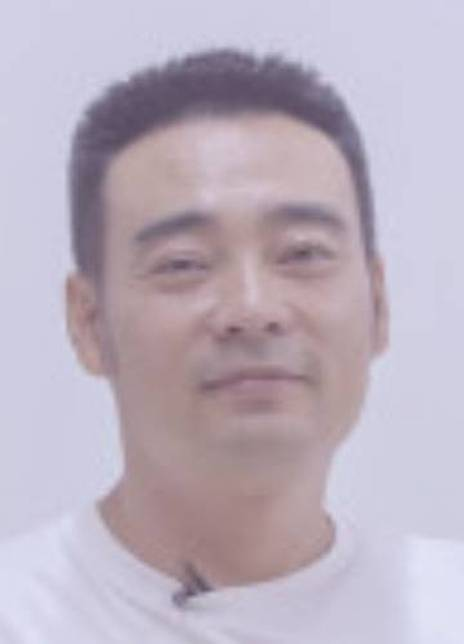 白云默