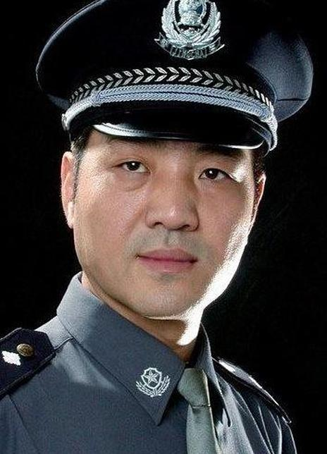 何铁红
