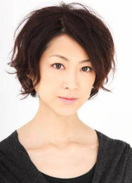 马渊英里何