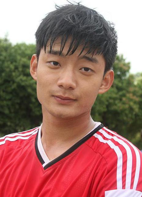 杨骐嘉