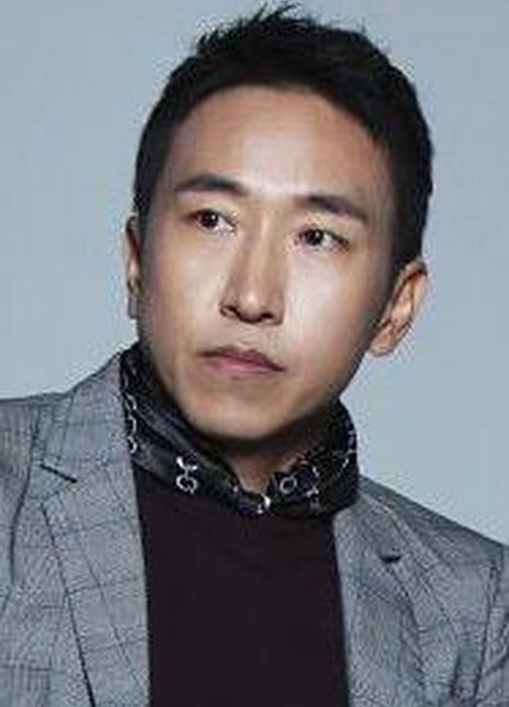 吴龙
