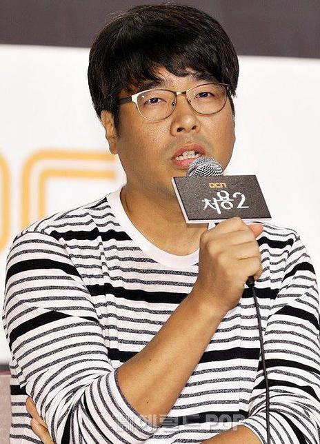 姜哲宇