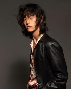 杨英格