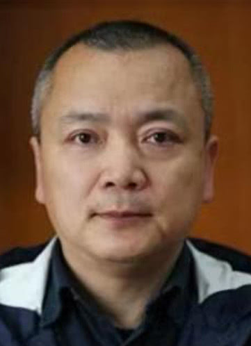 刘正