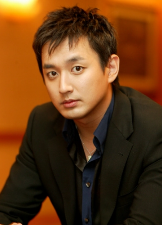 李在皇