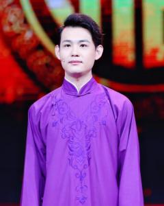 张玉浩