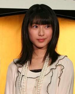 泷本美织