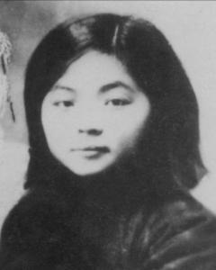 王根英