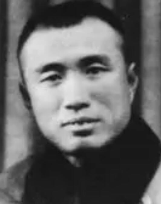 路景荣