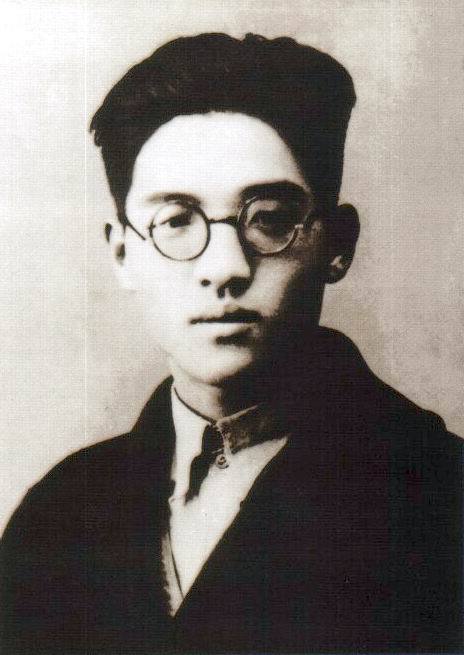 赵伊坪