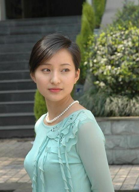 杨希胭