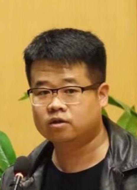 高小卫
