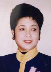 黄婉秋