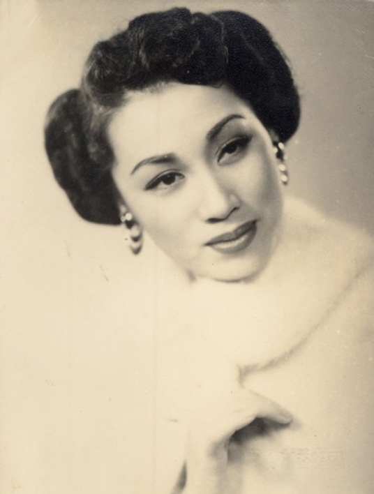 红线女