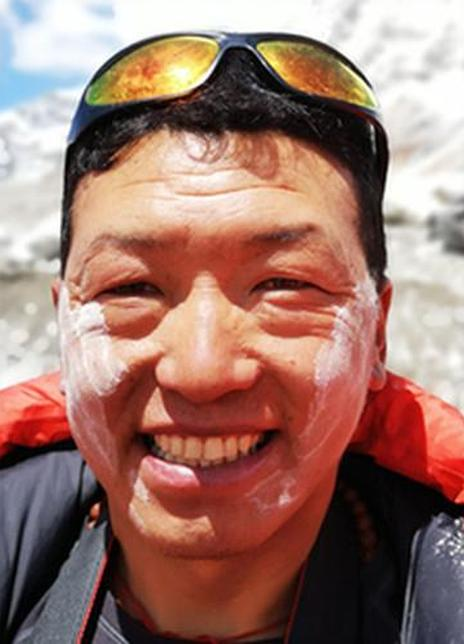 格西杨初