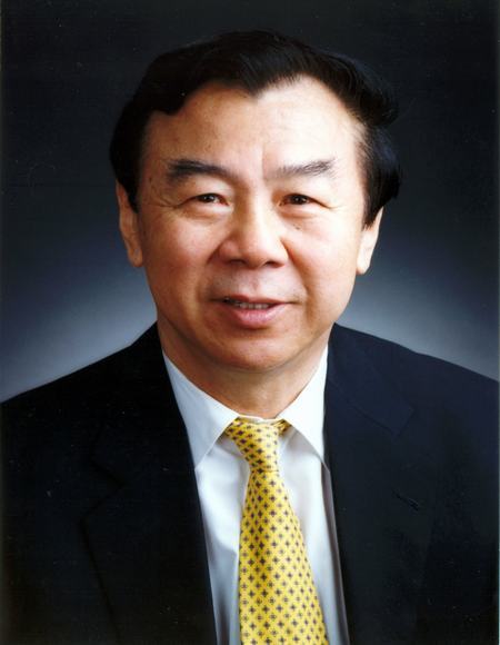 袁伟民