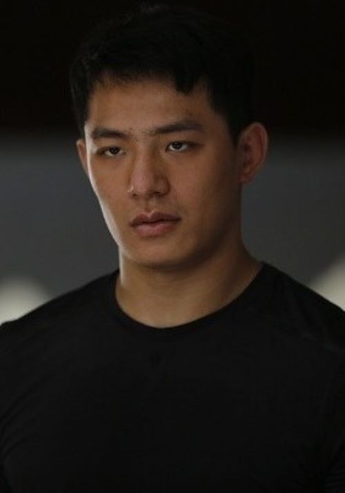 杨宇