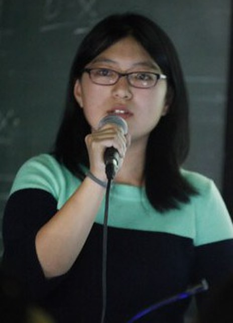 杨芊百卉