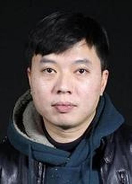 阚家伟