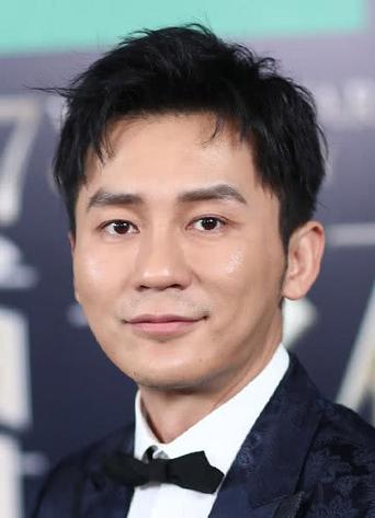 李晨