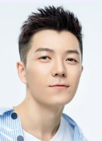 王栎鑫
