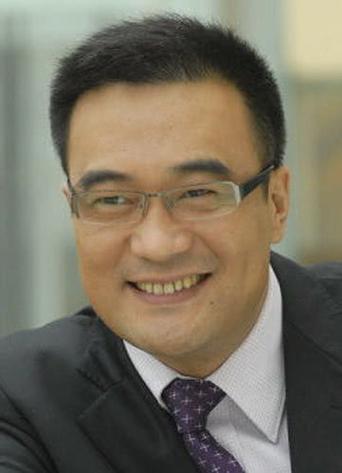 王建新