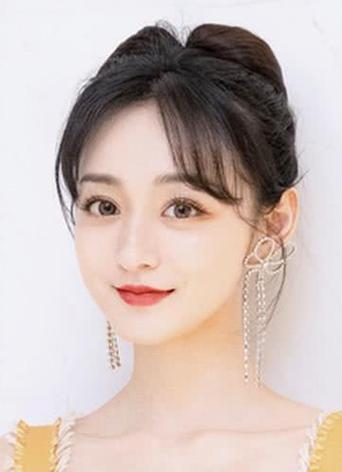 何泓姗