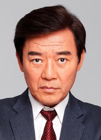 李立群